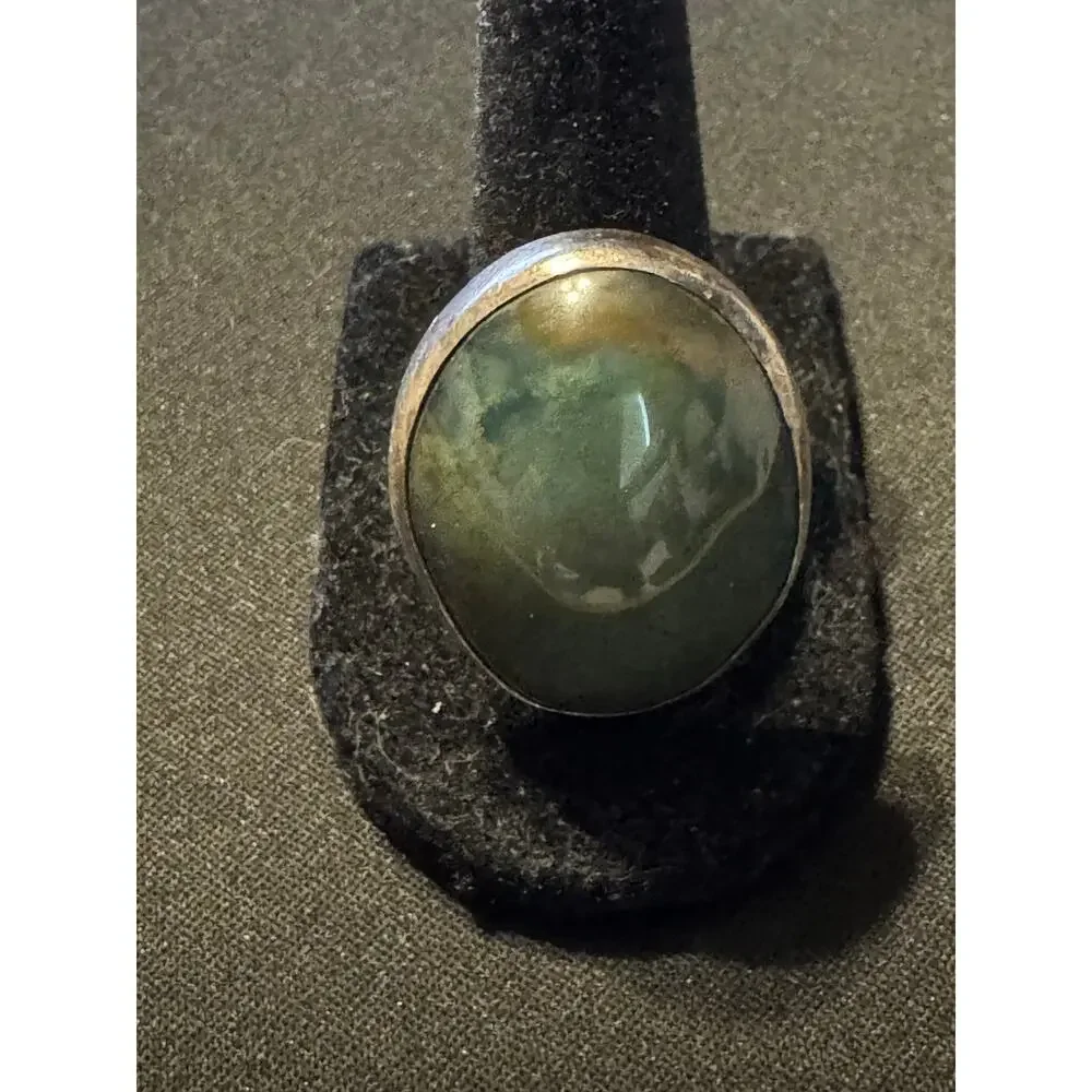 Vintage 925 Sterling Silpada Oval Green Stone Cabochon Brutalist Size 8